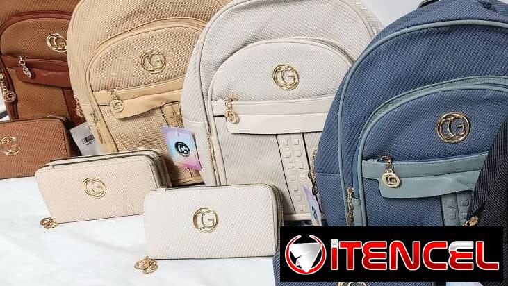 Set de mochila y monedero