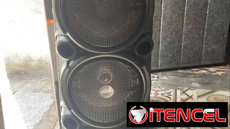 BOCINA SACO / NUEVO / ORIGINAL / ALTA CALIDAD DE AUDIO / MICROFONO INCLUIDO /
