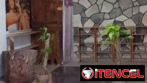 Se vende casa   FUNCIONAL PARA:  -Ser utilizada como vivienda de familia, con opción de independizar la convivencia. -Se