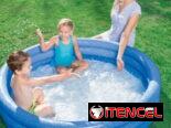 Salvavidas y piscina para niños