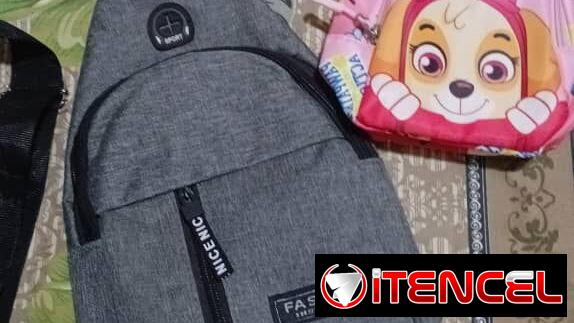 Riñoneras bandoleras bolso pequeño para móvil billetera y demás para adultos y niñas