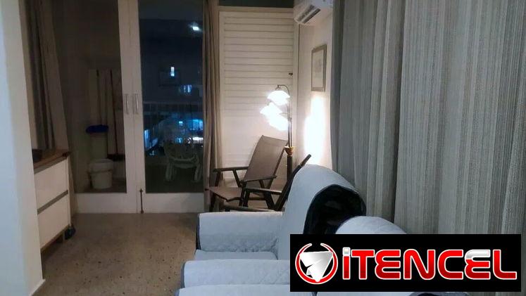 RENTA de apartamento con vista al mar en Vedado