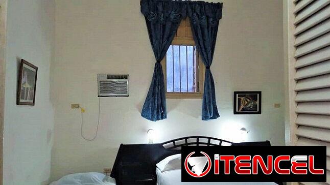 Renta Lineal.Colonial House con wifi.RENT 1 Room ( Private, Spacious,)200 usd. near Habana Libre Hotel.Vedado. 54026428