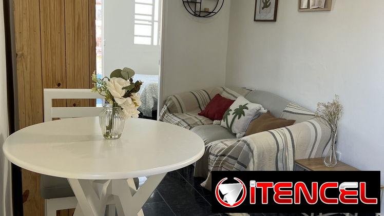 Apartamento al lado del Amejeiras .300 usd