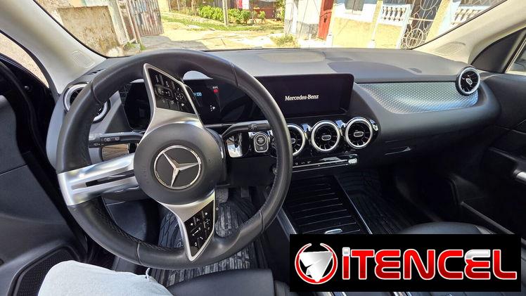 Mercedes Benz GLA 200 año 2024 como nuevo, super precio por debajo de la agencia