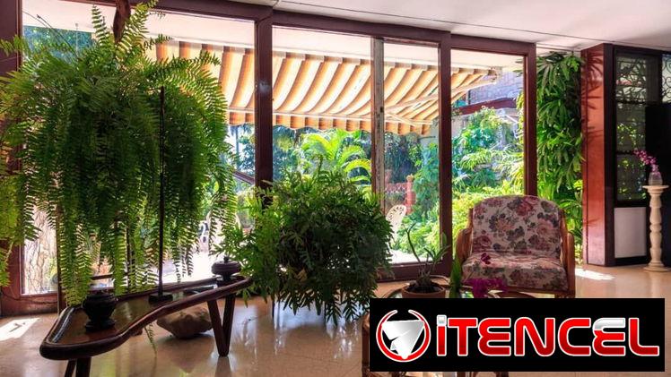 🏡✨¡Alquiler de Casa de lujo‼️  En #LaHabana perfecto para unas vacaciones de calidad y disfrute en familia. ⭐️⭐️⭐️⭐️⭐️
