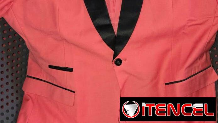 Traje de Hombre XL. Trae todo menos la camisa. 15 mil cup nuevo. 53614857 vedado mensajería adicional si desea