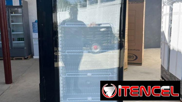 Neveras exhibidoras verticales