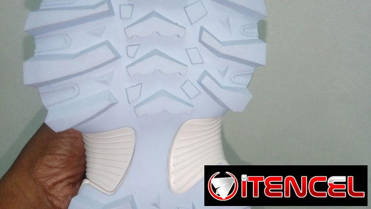 Se venden tennis nuevos