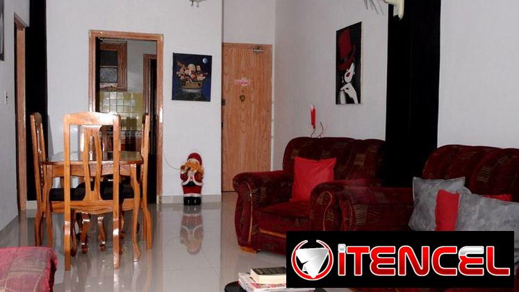 RENTA DE APARTAMENTO PRIVADO DE DOS DORMITORIOS EN CENTRO HABANA. 53880216