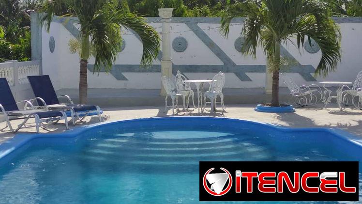 Renta casa con piscina grande a 7 cuadras playa de Guanabo  😎 4 habitaciones climatizadas,  +53 52463651 x WhatsApp, R