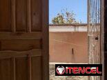 Venta Casa independiente en guanabacoa. Enrejada toda. Placa libre.