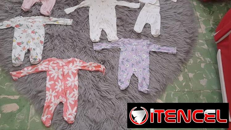 Ropa de bebes (niñas)