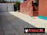Casa  con piscina con chorro iluminado a 4 cuadras del mar ,playa de Guanabo en RENTA,  3 habitaciones +53 52463651 ,S