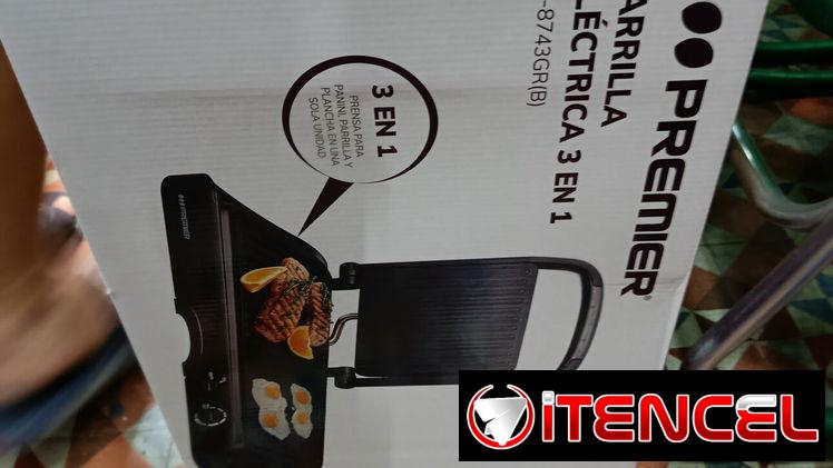Parrilla electrica 3 en 1  marca premier nueva en su caja