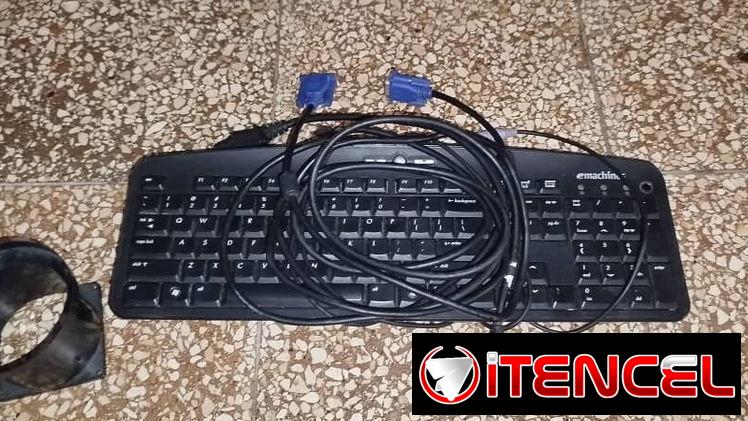 PC DE USO EN BUEN ESTADO💻⌨️