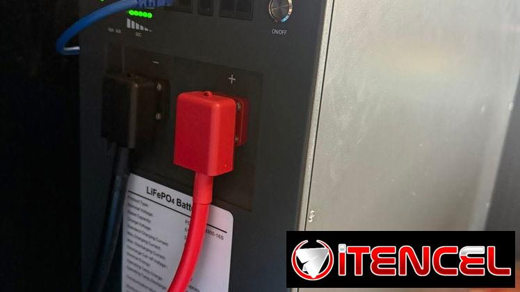 INVERSOR HÍBRIDO 10KW 110/220V FASE DIVIDIDA MARCA POWMr Y BATERIA 16KW.NUEVO EN CAJA!