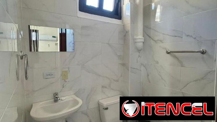 Renta en el Vedado Renta lista con todas las condiciones ideales. Muy cerca del Hotel Cohiba   Sala  Cocina  Comedor  Ba