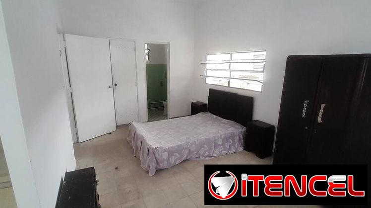 Excelente apartamento en venta en el Cerro por el mercado de 4 caminos.