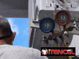 Cambio de capacitor de Split, recarga de gas refrigerante. También hago mantenimiento, montaje y desmontaje. 52966031