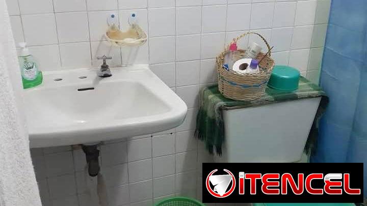 Apto en la zona de Ampliación Marbella , Guanabo !!!