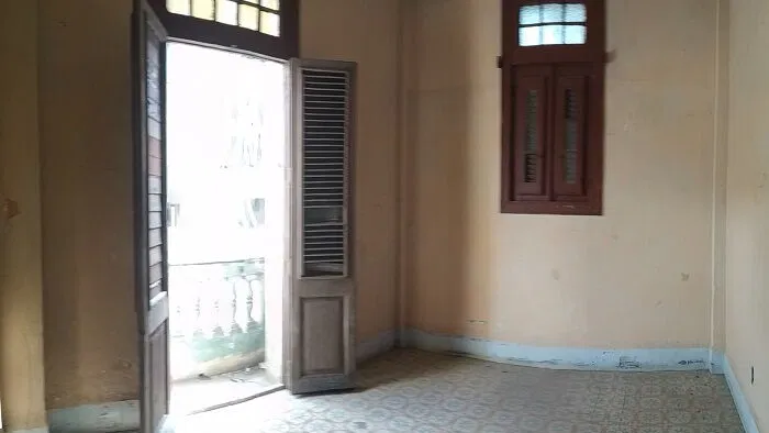 Apto. 4/4, 128m², para remodelar, Centro Habana (CH-42)