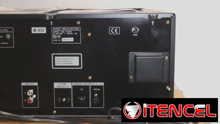 Reproductor de CD Sony CDP-CX230 Mega Storage con capacidad para 200 CD y cambiador de CD.