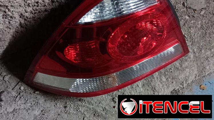 Varias partes y piezas nuevas de Renault Scala.