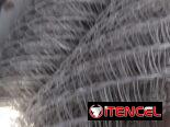 Cerca pirle galvanizadas y alambre