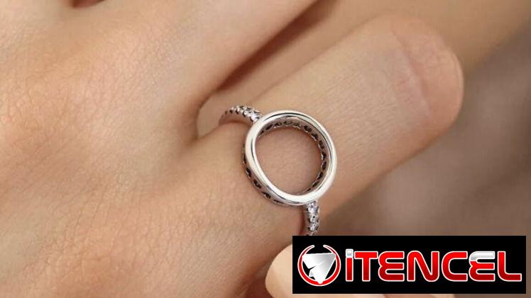 Conjunto de aretes collar y anillo de plata 925
