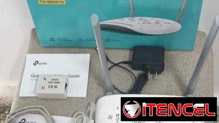 Módem router ADSL2+