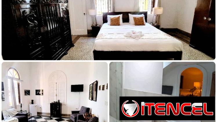 Cod. Z – Villa de Lujo en Vedado con Piscina y 4 Suites
