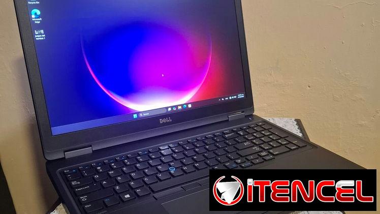 Dell Precision 3520