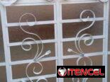 Hacemos puertas ventanas de cristal y rejas a la medida
