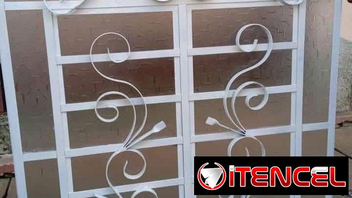 Hacemos puertas ventanas de cristal y rejas a la medida
