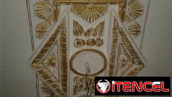 Restauración,montaje, fabricación de molduras de yeso y pintura