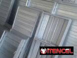 Ventanas de zinc galvanizado