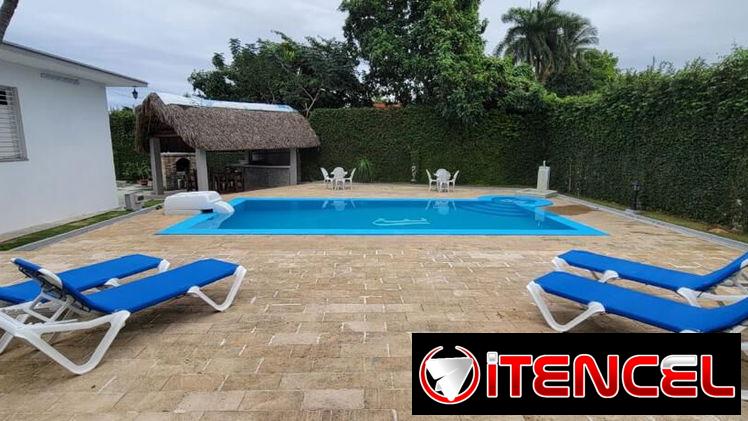 Casa con piscina con recirculación y ranchón en reparto Siboney,en renta ,  Playa,Habana +53 52 46 36 51 🐬🐬,  M