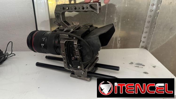 Black Magic 6k 2baterias canon con cargadores 1 SSD sólido 1tb Lente canon 24-105 Jaula tilta