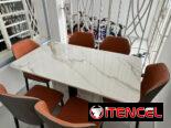Juego de comedor de 4 y 6 sillas original importado