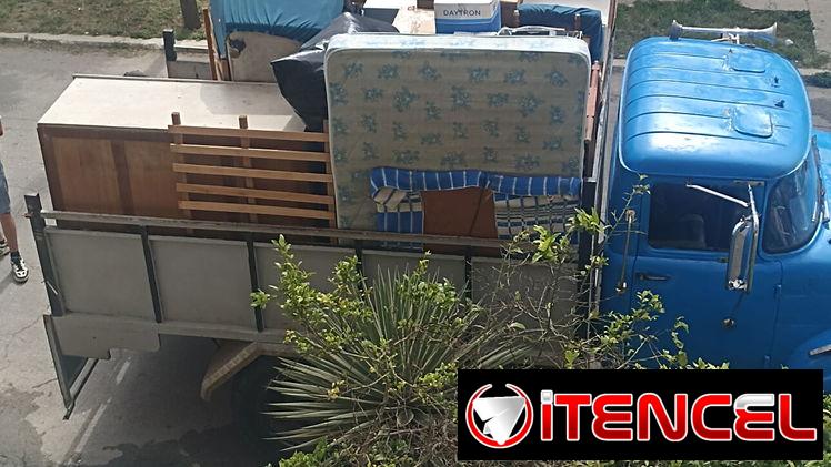✨ Camión disponible para mudanzas y cargas ✨