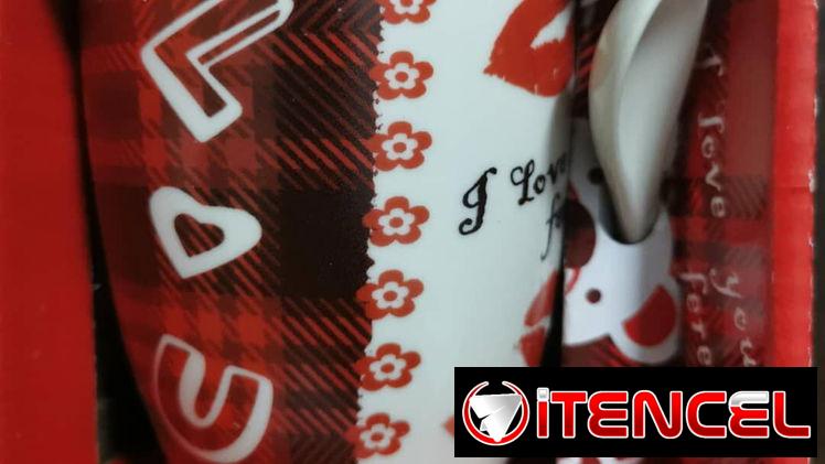 Tazas individuales.   1 taza con su cucharas