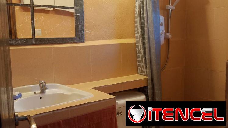Vendo casa en Renté a 5 km de san José de las lajas Casa de bloque y fibrocen, de 4 cuartos, 2 de ellos con baño