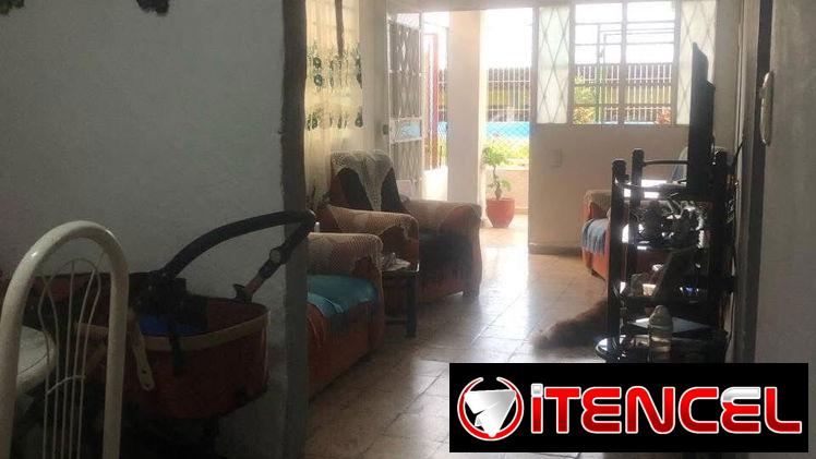 🏡 Casa independiente en La Víbora – 10 de Octubre