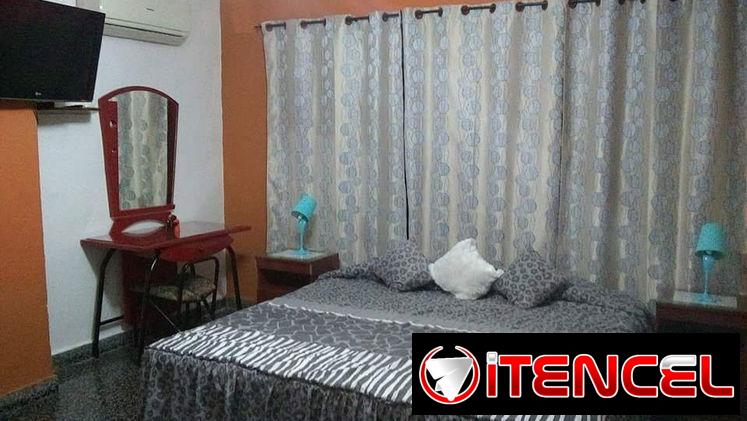 Se renta casa de tres habitaciones en el vedado cerca del malecón habanero.54026428