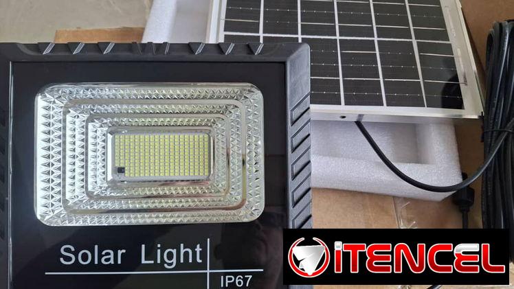 🔆 Lámpara Solar 200W + Panel Solar 25W. Batería: LiFePO4  de  3,2 V/5 Ah. IP67