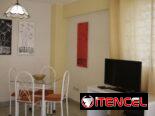 Se renta apartamento independiente de 1 habitación en calle 25 y B, Vedado.