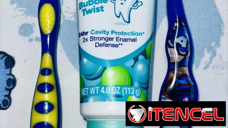 aceite para bebé pasta con cepillo para niño