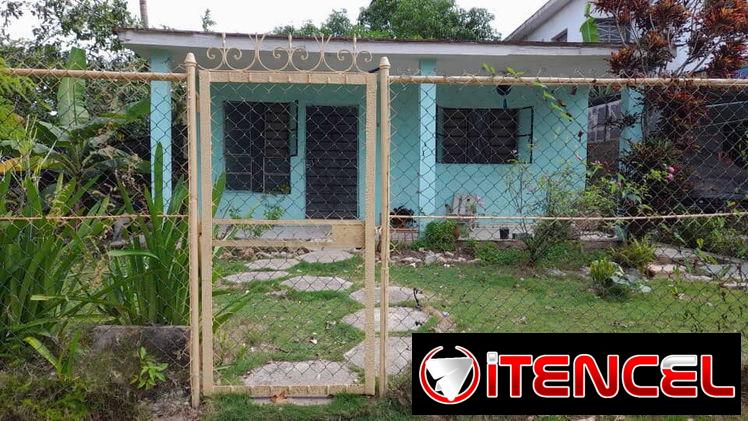 VENDO CASA INDEPENDIENTE CERCA DE 100 Y BOYEROS