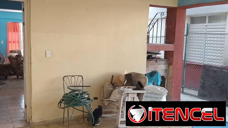 Se vende casa en el casino deportivo Cerro